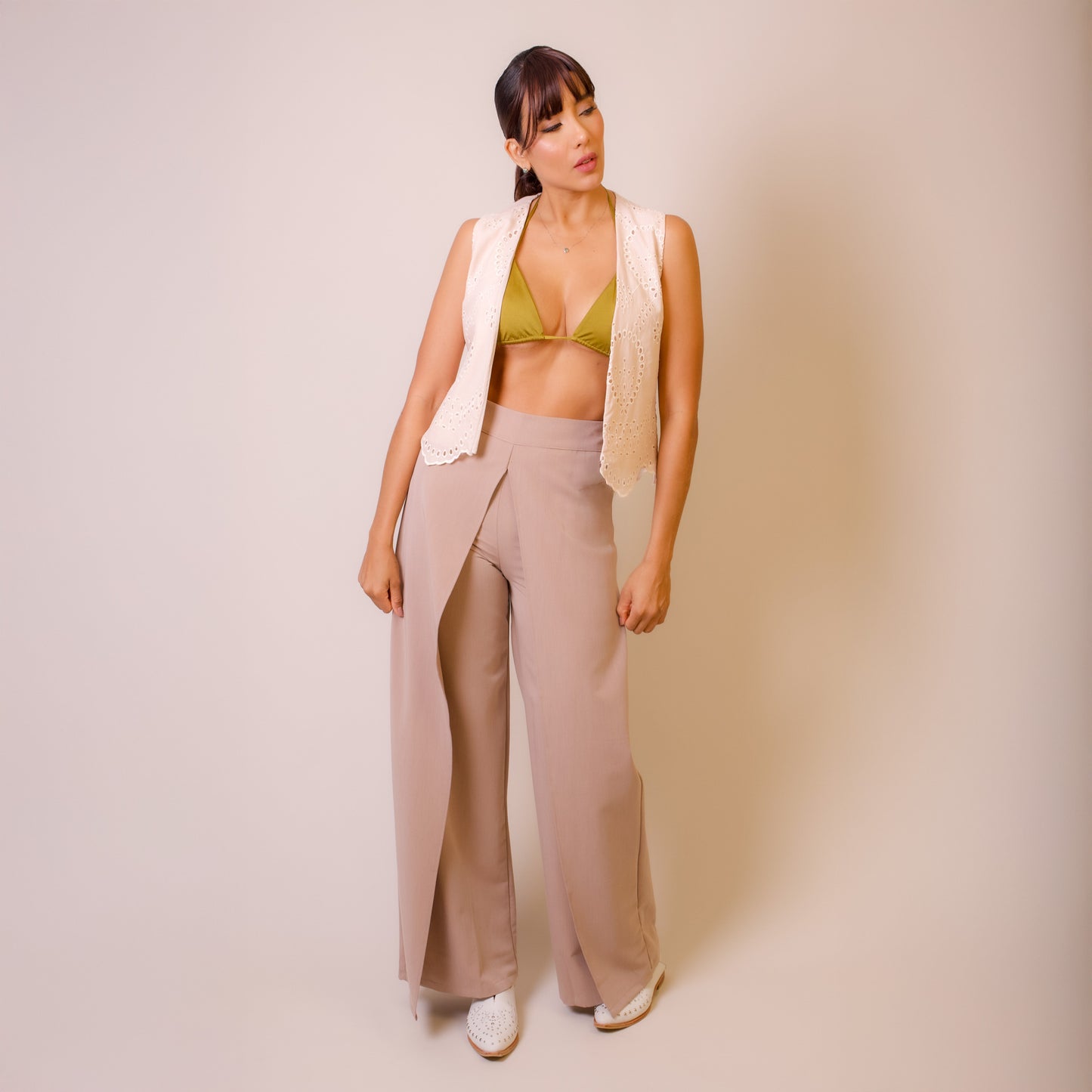 Pantalón Cori<span> - </span>Taupe, M image